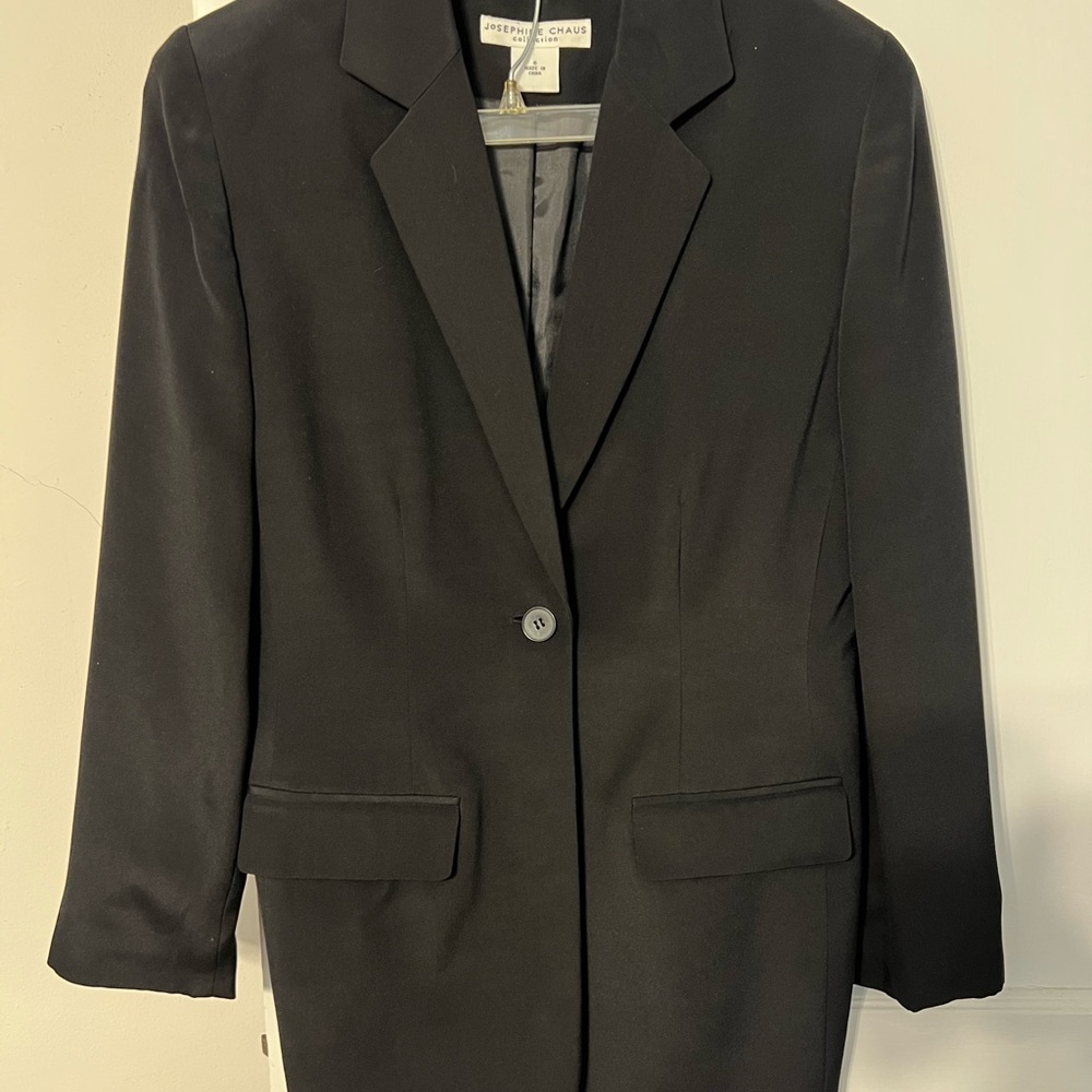 Josephine Chaus black suit jacket vintage single button